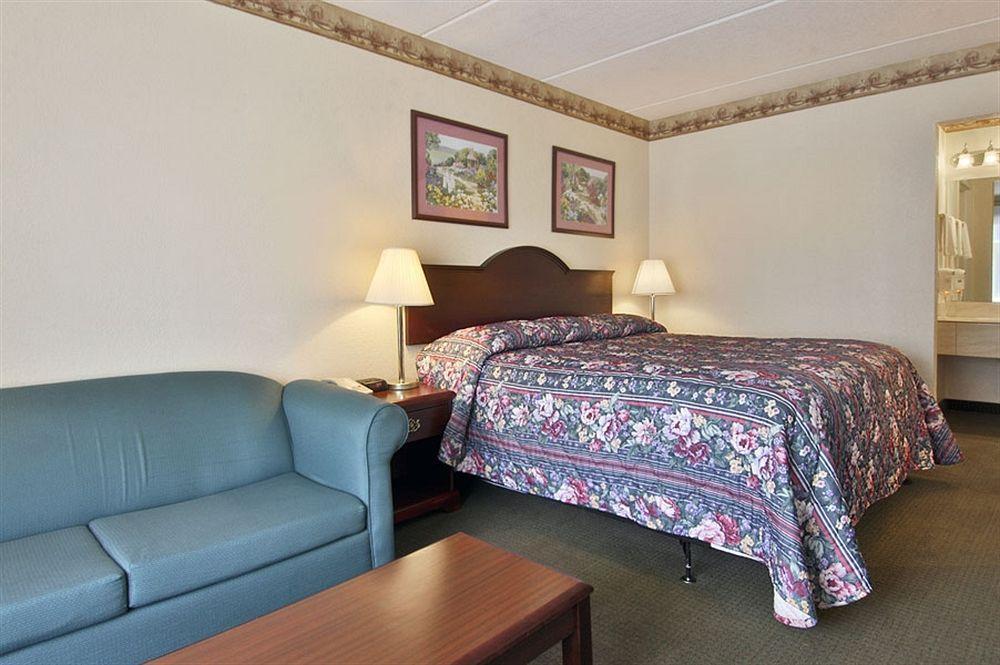 Red Rose Inn & Suites Plant City Zewnętrze zdjęcie